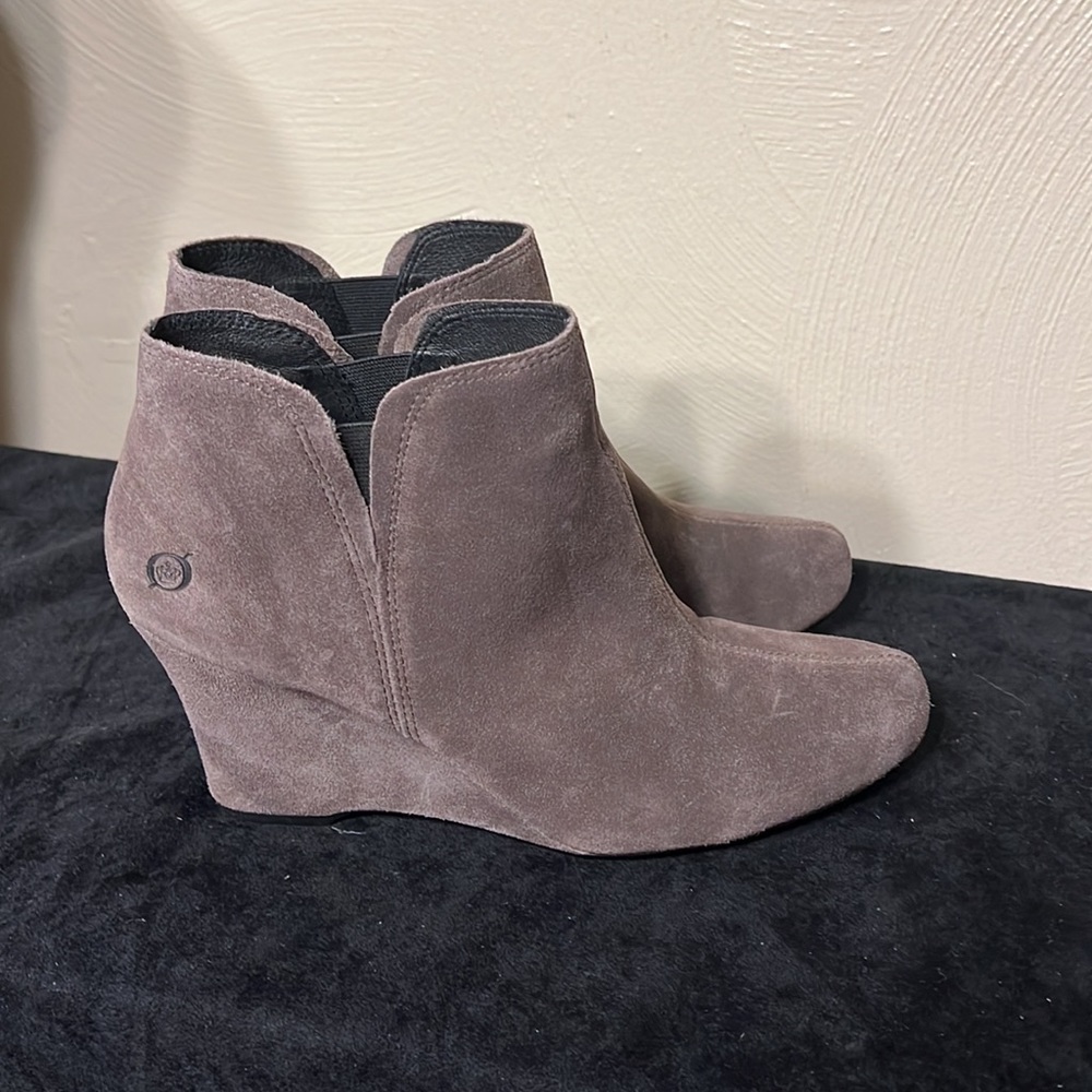 Born Gray Suede Faylan Wedge Booties Boots Size 11